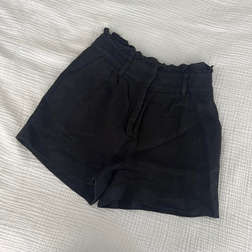 Frame Linen Shorts - Picture 1 of 4